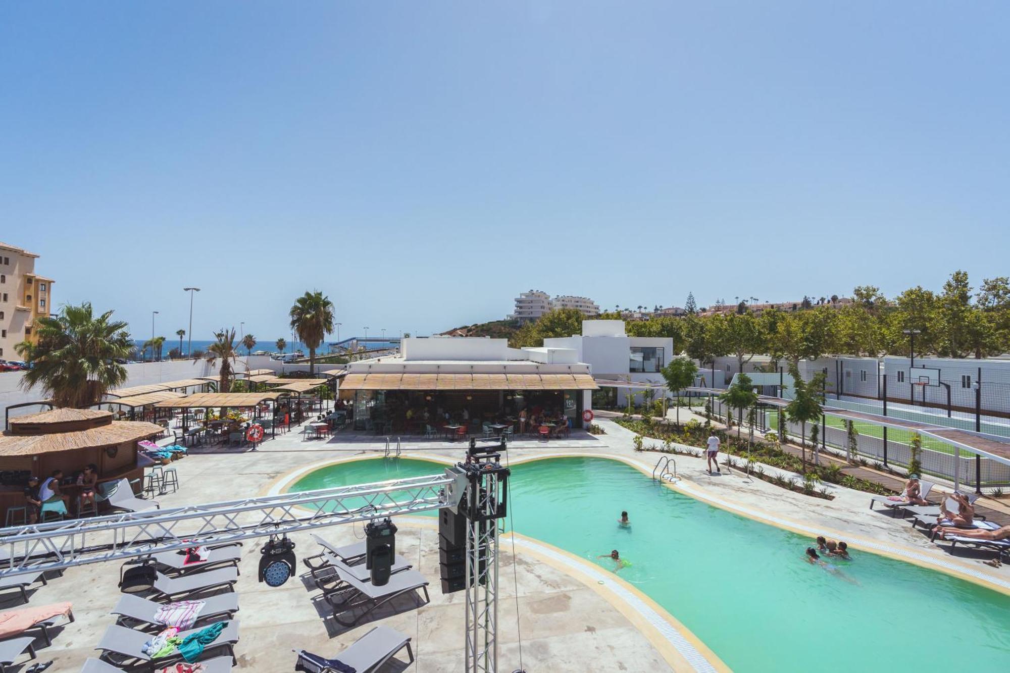 Costa Del Sol Glamping Village フエンヒロラ エクステリア 写真