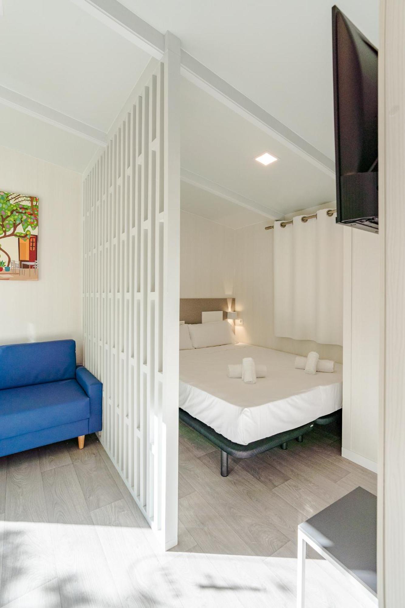 Costa Del Sol Glamping Village フエンヒロラ エクステリア 写真